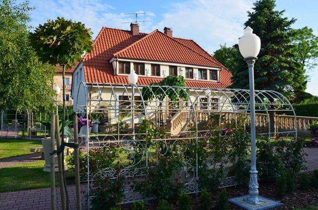 Hôtel Willa U Babci Maliny à Sarbinowo Extérieur photo